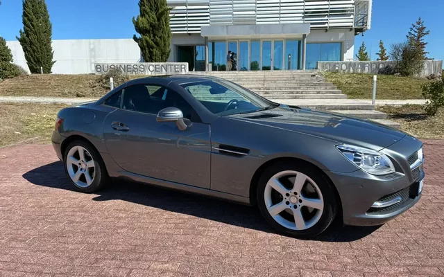 Mercedes-Benz SLC 200 Standard