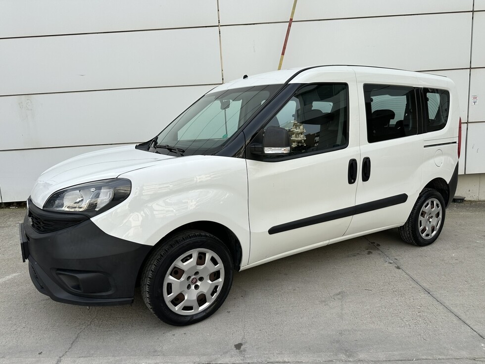 Fiat Doblo 7ΘΕΣΙΟ ΕΛΛΗΝΙΚΗΣ ΑΝΤΙΠΡΟΣΩΠΕΙΑΣ