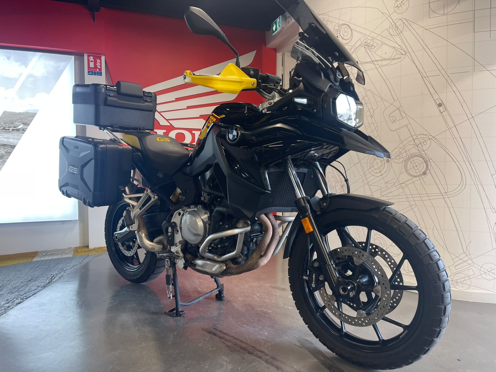 BMW - BMW F 750 GS 40 YEARS - 7990€ - DEPOT VENTE - 139€/MOIS*