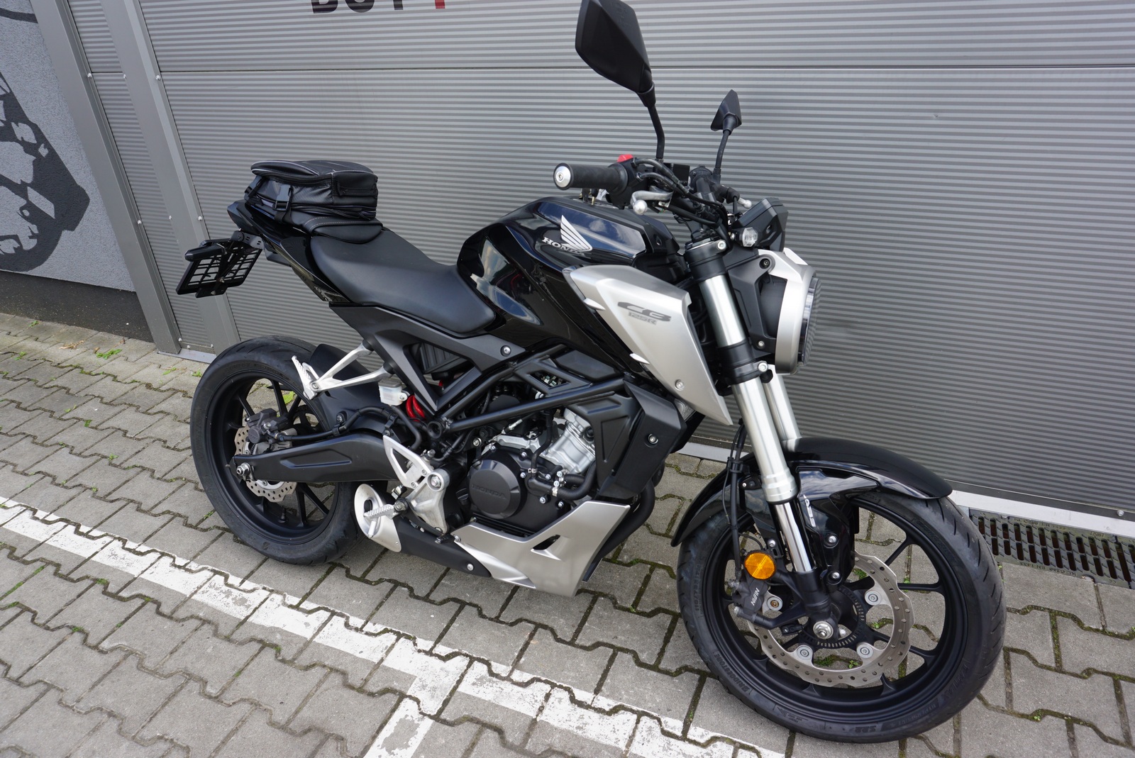 Honda CB 125 R