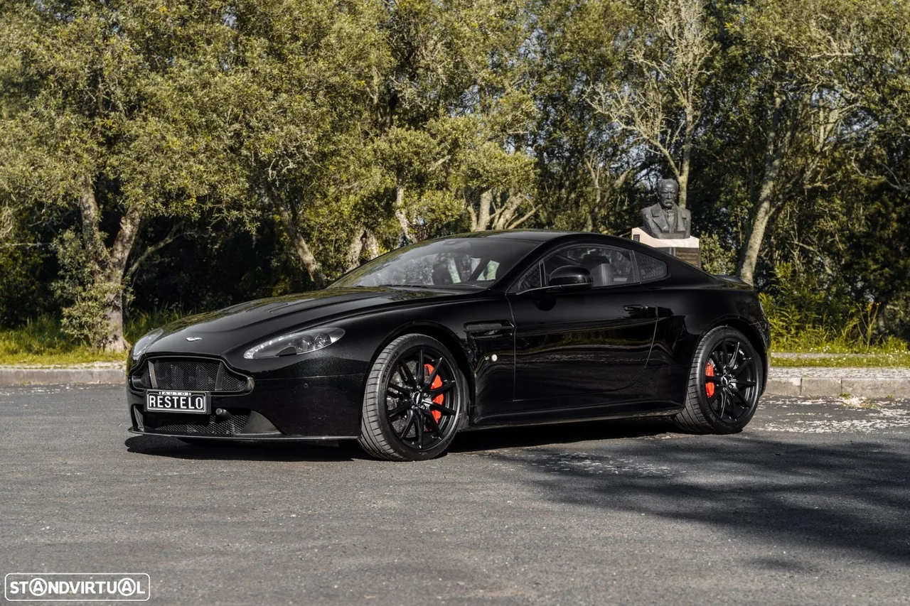 Aston Martin Vantage Coupe V12 S