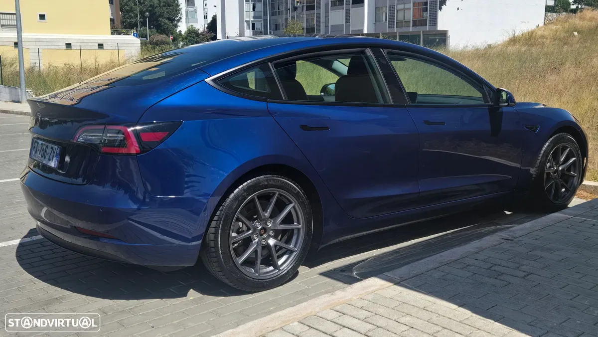 Tesla Model 3 Standard Range Plus RWD