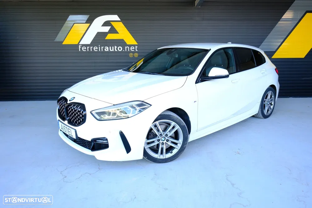 BMW 118 i Pack Desportivo M Auto