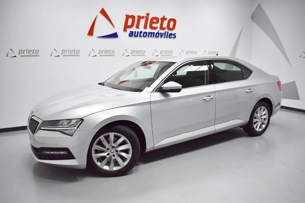 SKODA Superb Superb 2.0TDI AdBlue Ambition DSG 90kW