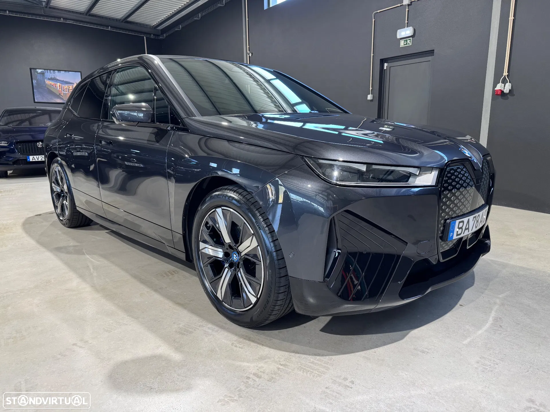 BMW iX xDrive 40 Pack Desportivo
