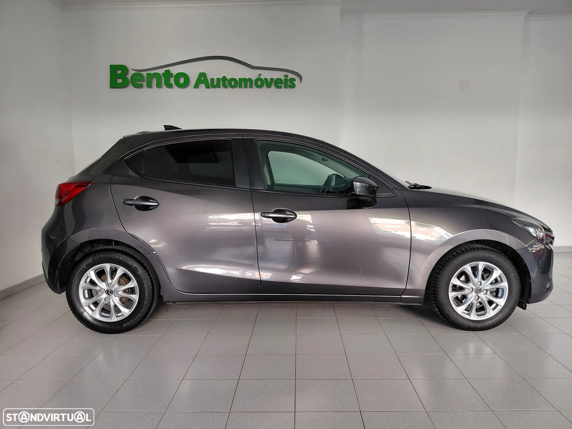 Mazda 2 1.5 Sky-G Evolve Navi