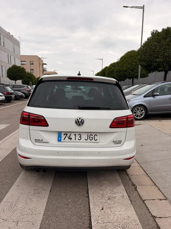 VOLKSWAGEN Golf Golf Sportsvan 2.0TDI CR Sport 110kW