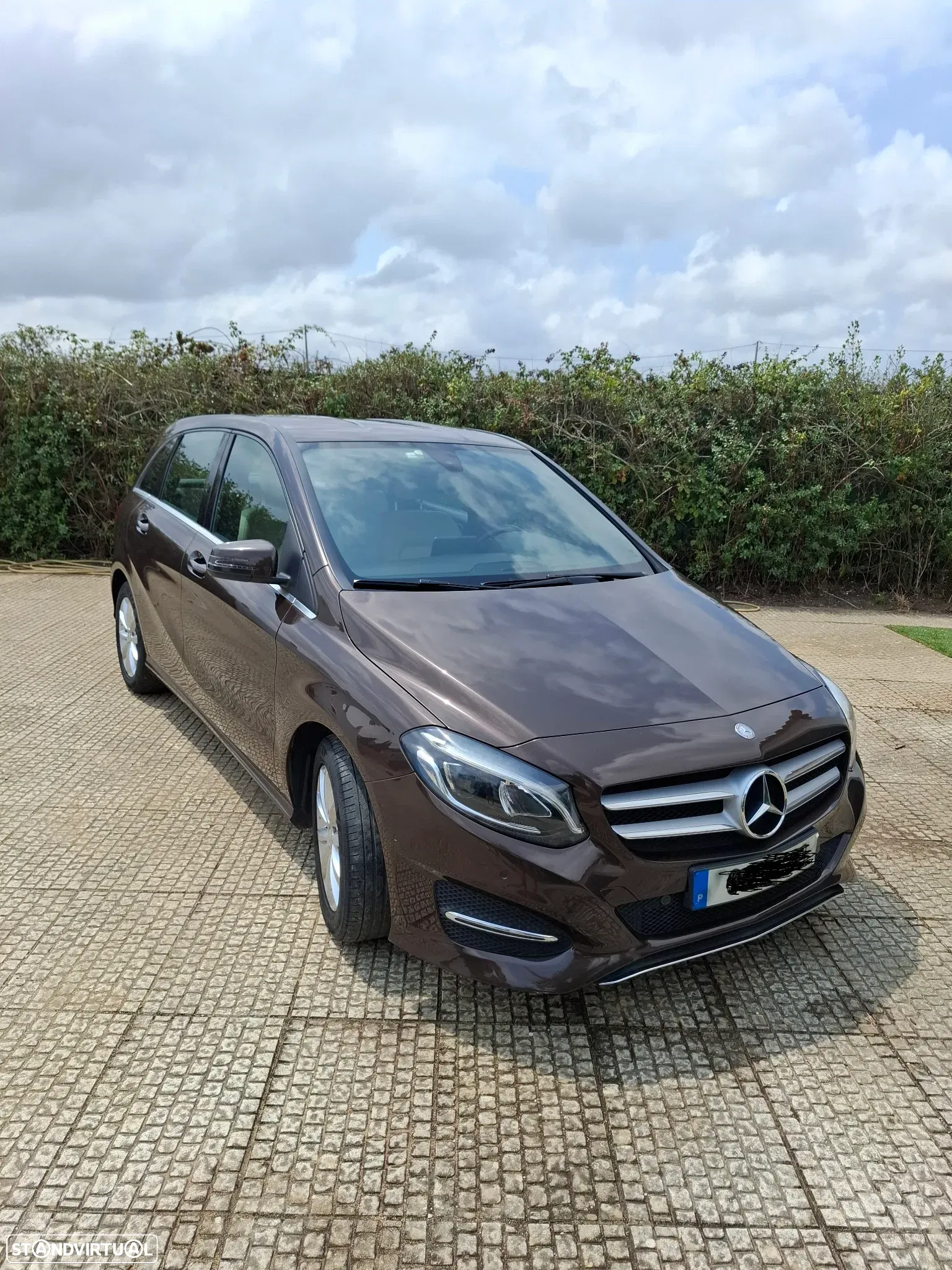 Mercedes-Benz B 180 d Urban
