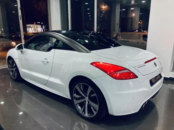 Peugeot RCZ 2015 1.6 THP
