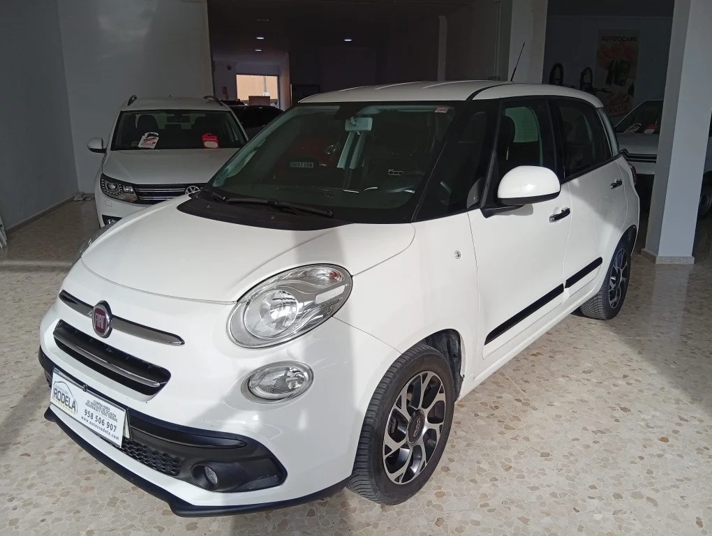 FIAT 500L FIAT 500L Pequeño Manual de 5 Puertas
