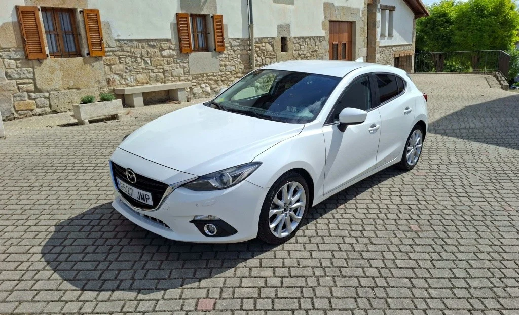 MAZDA Mazda3 Mazda3 2.2 Luxury Navegador 110kW