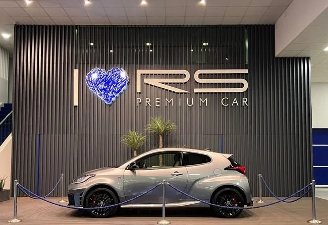 TOYOTA Yaris Touring Pack AT