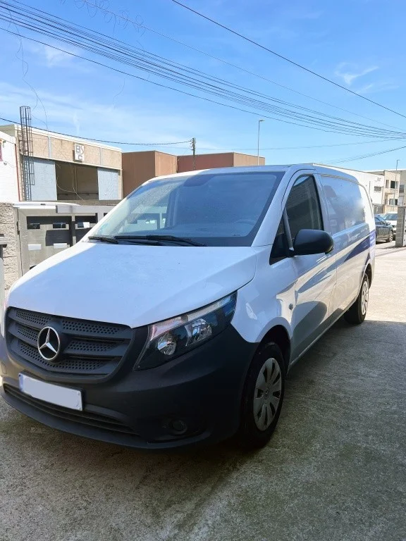 MERCEDES-BENZ Vito M1 MERCEDES-BENZ Vito M1 Familiar 102cv Manual de 4 Puertas