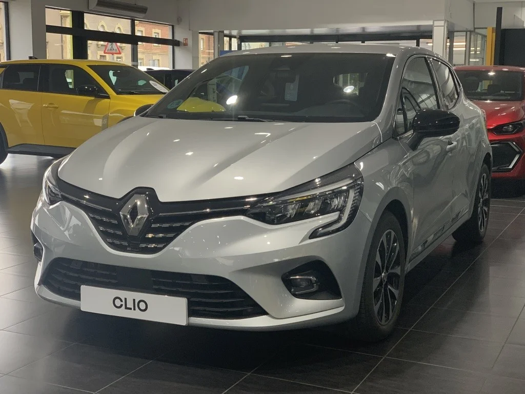 RENAULT Clio Clio TCe Techno 103kW