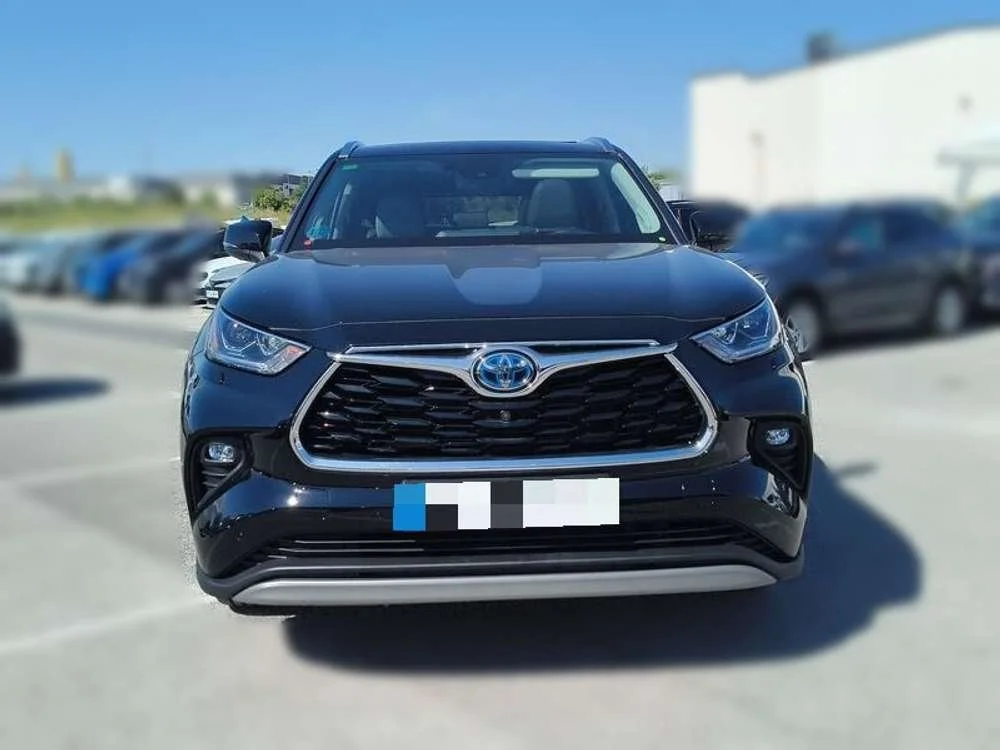 TOYOTA Highlander 2.5 Luxury