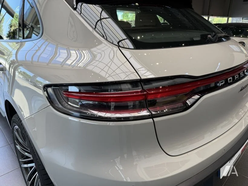PORSCHE Macan Macan Aut.