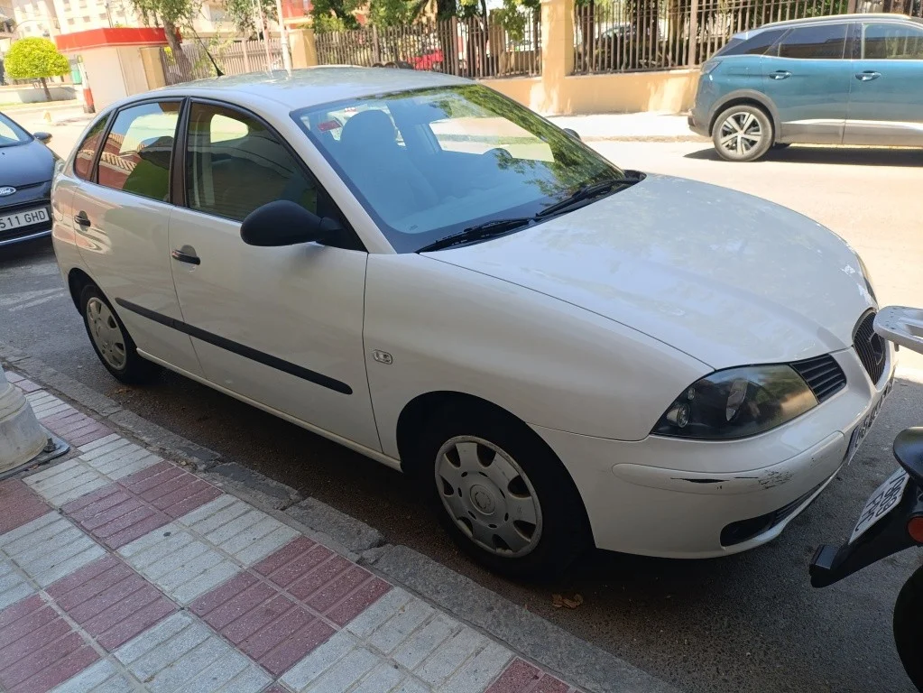 SEAT Ibiza Ibiza 1.4 16v Cool