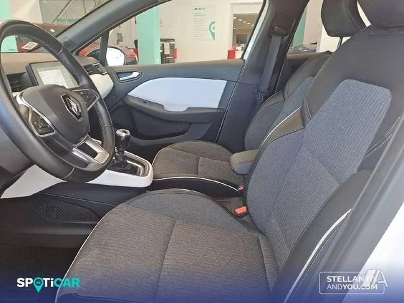 RENAULT Clio Clio TCe Techno 67kW