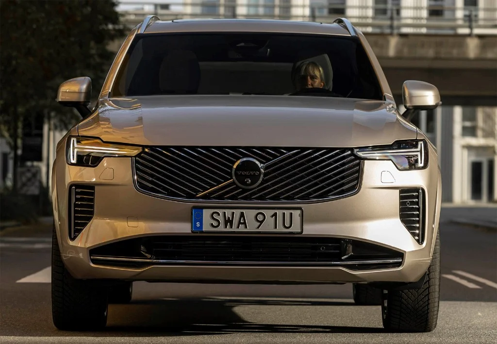 VOLVO XC90 XC90 B5 Ultimate Dark AWD Aut.