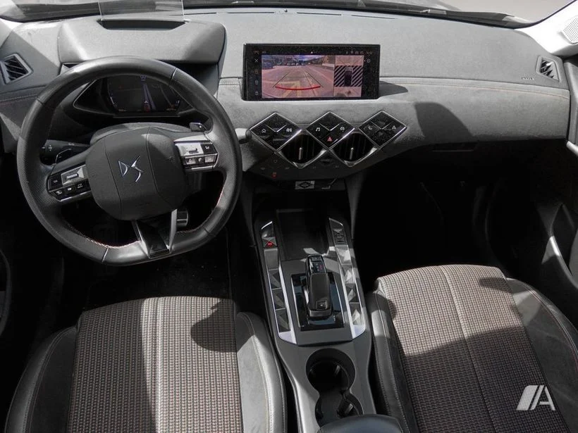 DS DS3 Crossback DS 3 Crossback BlueHDi Performance Line + 130 Aut.