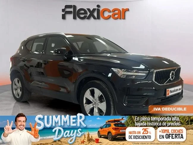 VOLVO XC40 XC40 T3 Momentum