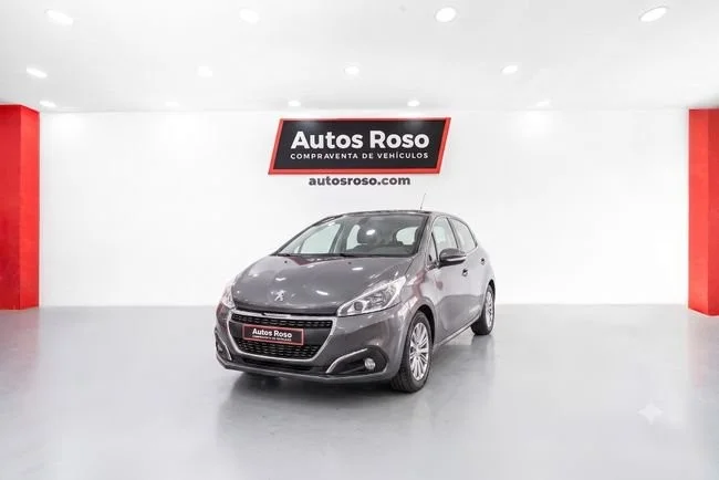 PEUGEOT 208 208 1.2 PureTech Style 82