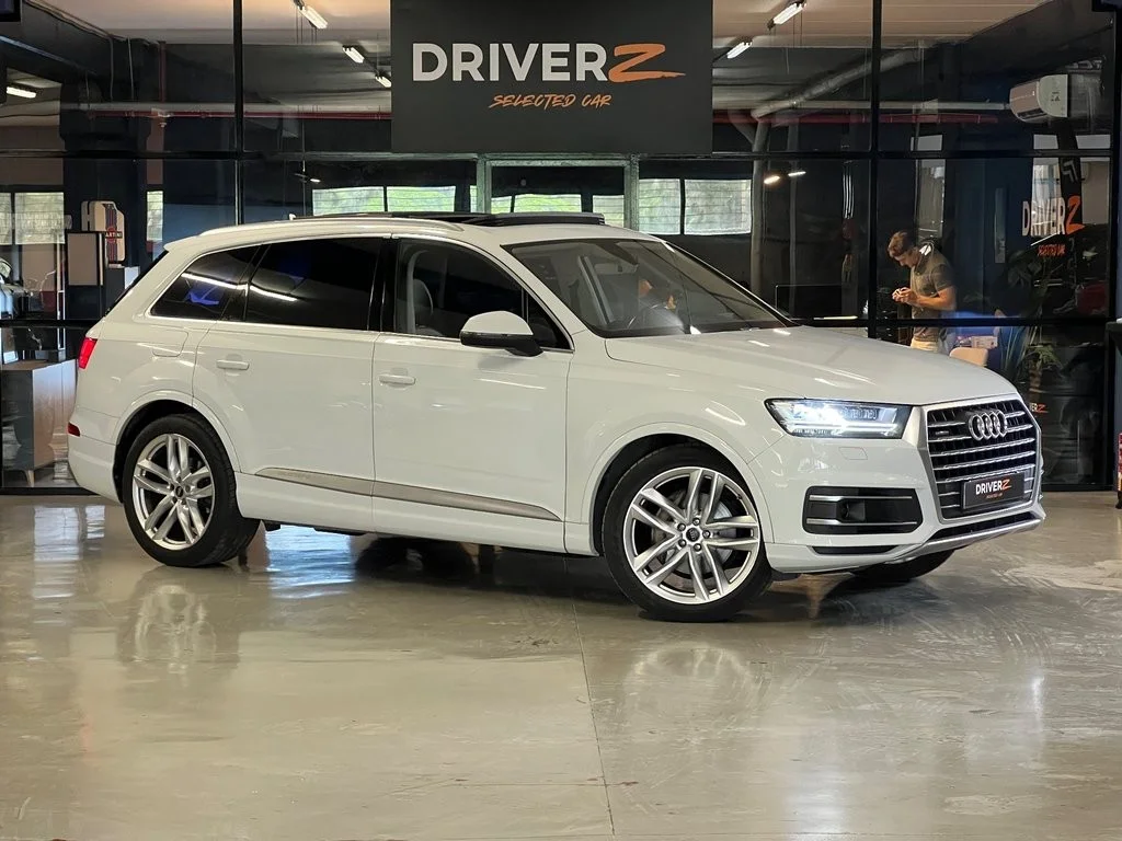 AUDI Q7 Q7 3.0TDI design quattro tiptronic 200kW