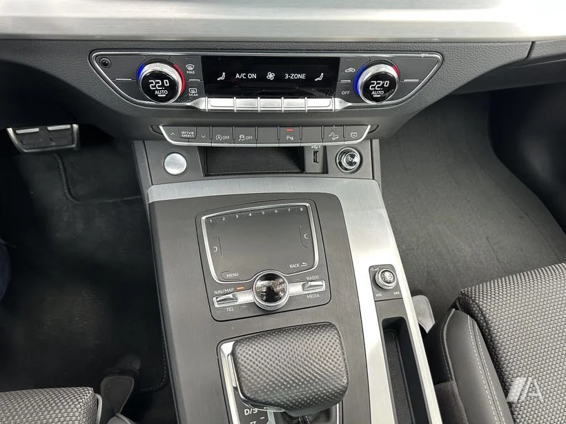 AUDI Q5 Q5 40 TDI S line quattro-ultra S tronic 140kW