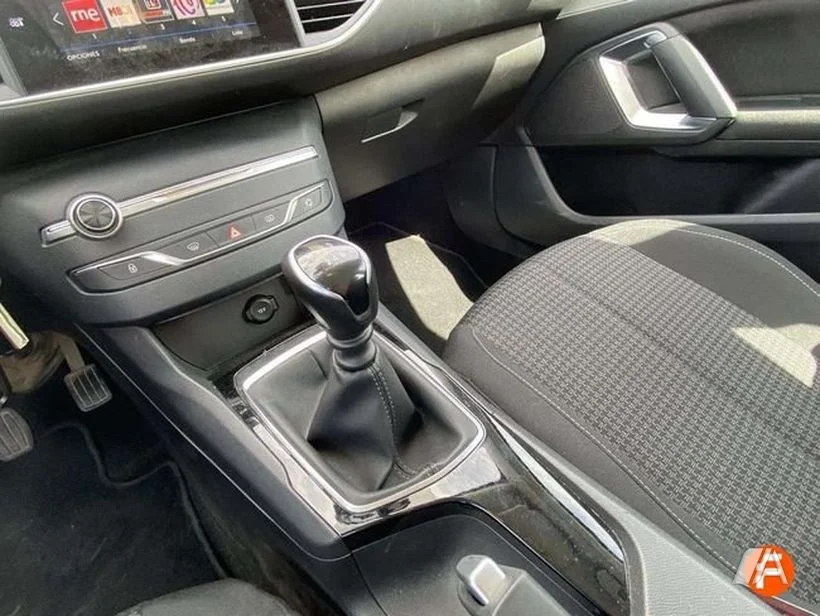 PEUGEOT 308 308 1.2 PureTech S&S Access 110