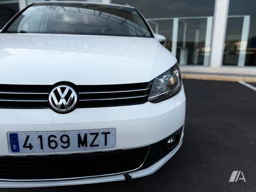 VOLKSWAGEN Touran Touran 2.0TDI Advance DSG