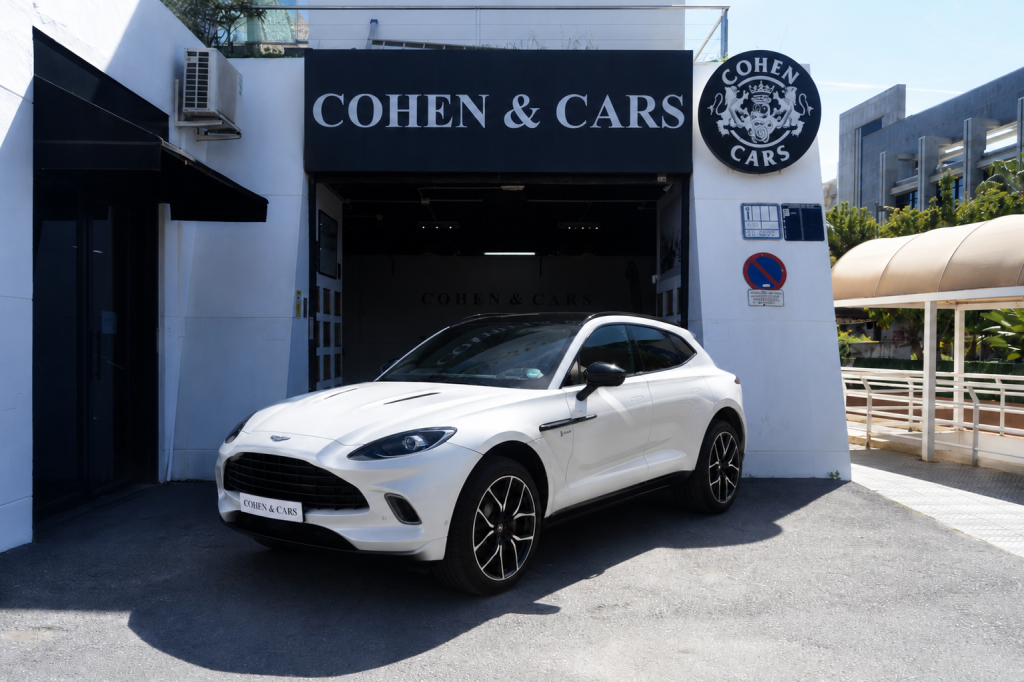 ASTON MARTIN DBX DBX 4.0 AWD Aut.
