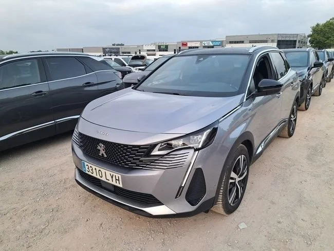 PEUGEOT 3008 300 e-EAT8 GT