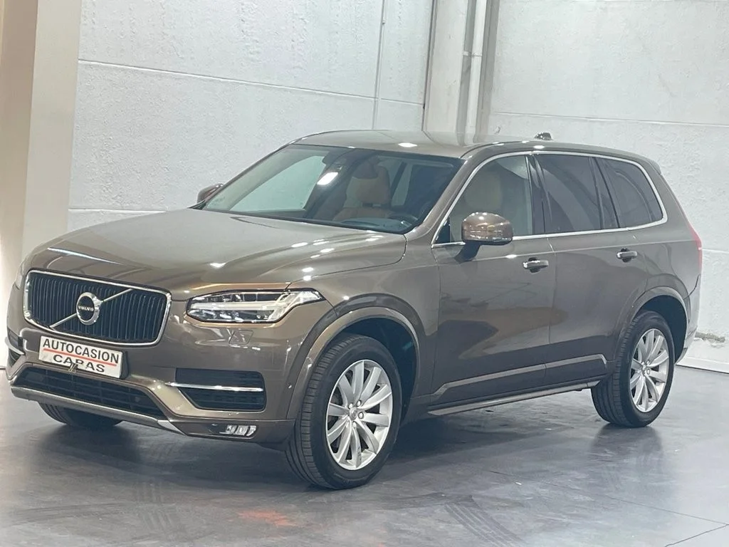 VOLVO XC90 XC90 D5 Momentum AWD 225 Aut.