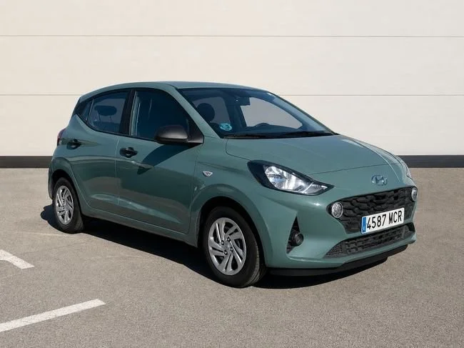 HYUNDAI i10 1.0 ESSENCE 67 5P