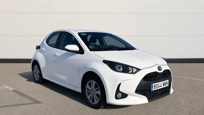 TOYOTA Yaris 1.5 VVT-I HEV AUTO BUSINESS PLUS 116 5P