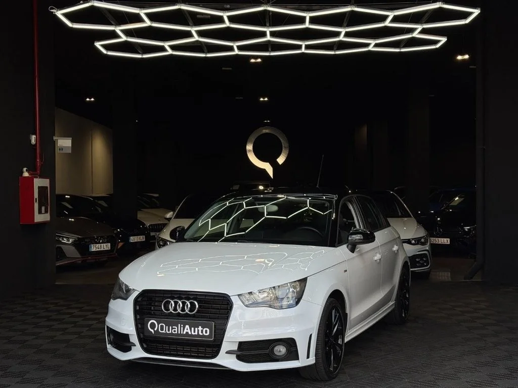 AUDI A1 Sportback 1.6 TDI Adrenalin