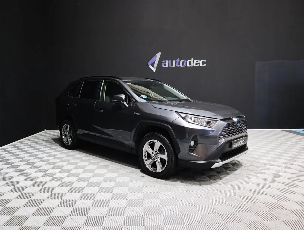 TOYOTA RAV-4 2.5l 220H Advance