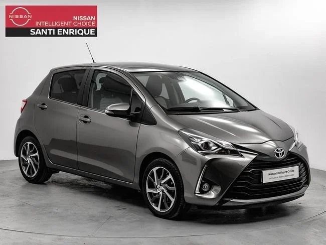 TOYOTA Yaris Yaris 100H 1.5 Active