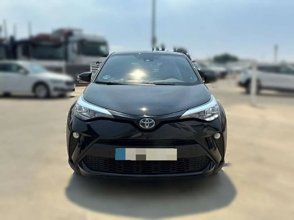TOYOTA C-HR + 1.8 125H Advance