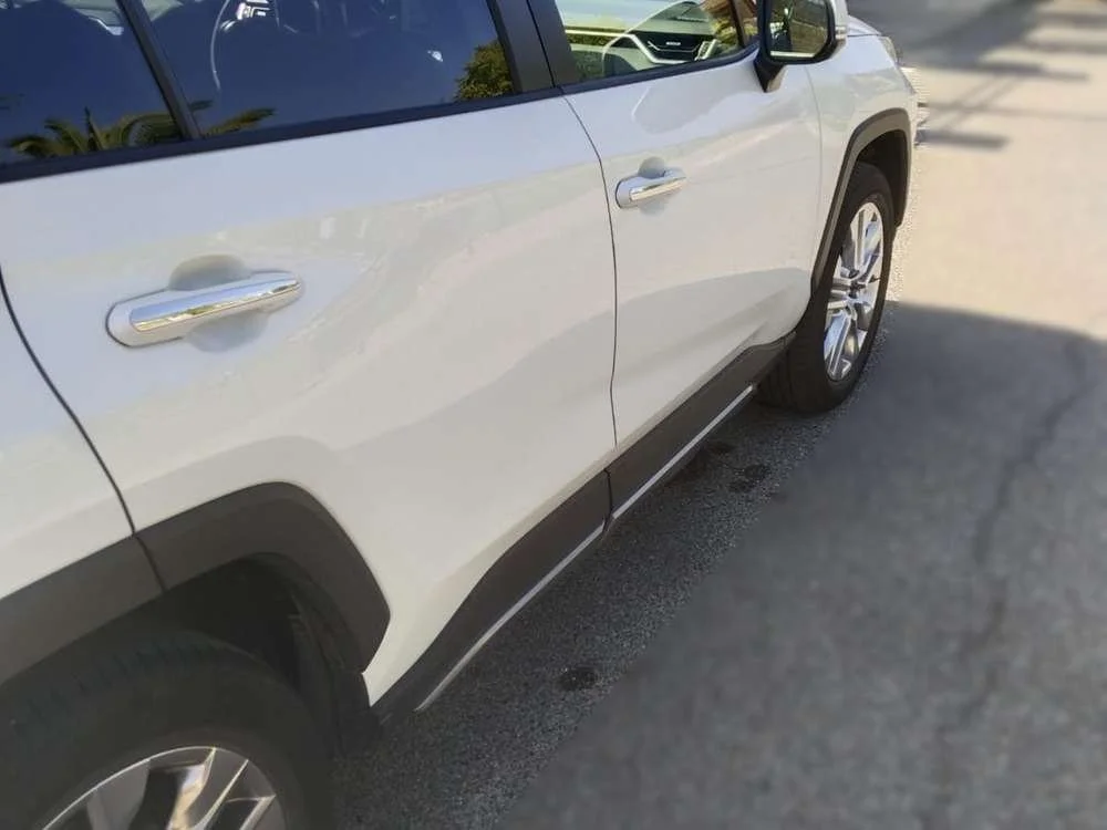 TOYOTA RAV-4 2.5l 220H Luxury 4WD