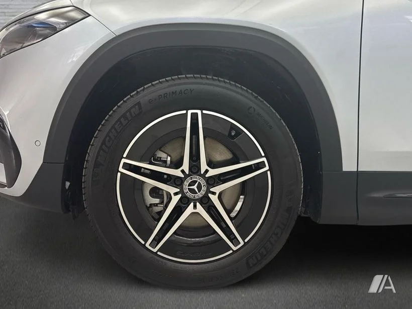 MERCEDES-BENZ EQB 250+
