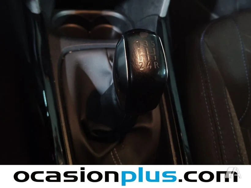 PEUGEOT 2008 2008 1.5 BlueHDI S&S Signature 100