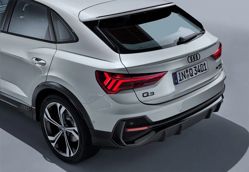 AUDI Q3 Q3 Sportback 35 TDI Black line S tronic