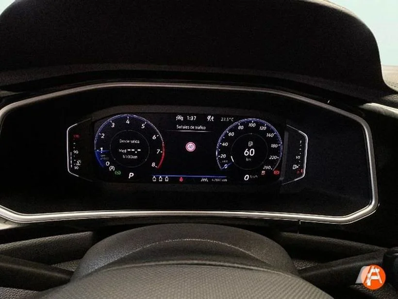 VOLKSWAGEN T-Roc T-Roc 1.5 TSI R-Line kW DSG7 110KW