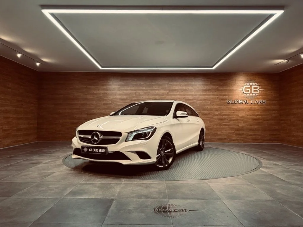 MERCEDES-BENZ Clase CLA CLA Shooting Brake 220d Urban 7G-DCT