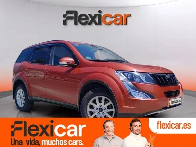 MAHINDRA XUV500 AWD (4X4) W8 - 7 plazas