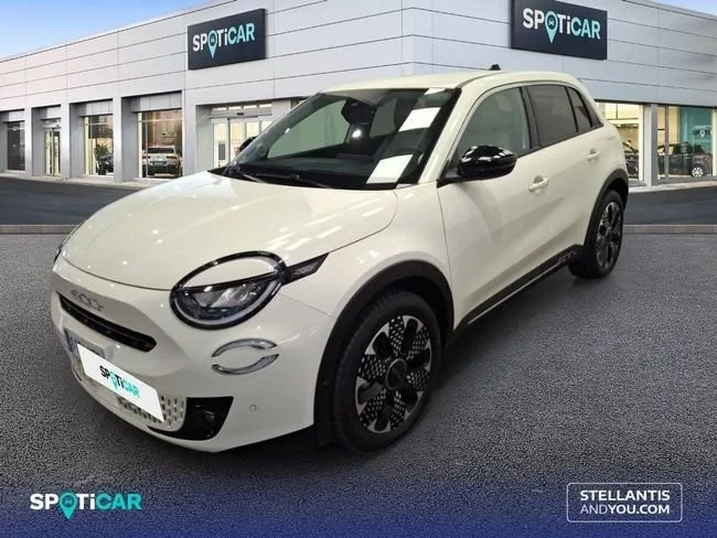 FIAT 600 MHEV 1.2 74kW (100CV) DDCT La prima