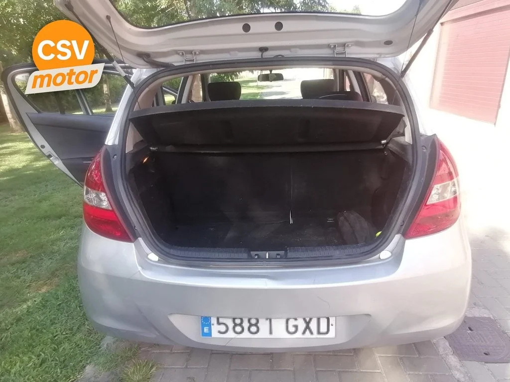 HYUNDAI i20 1.2 GASOLINA 100 EMOTION