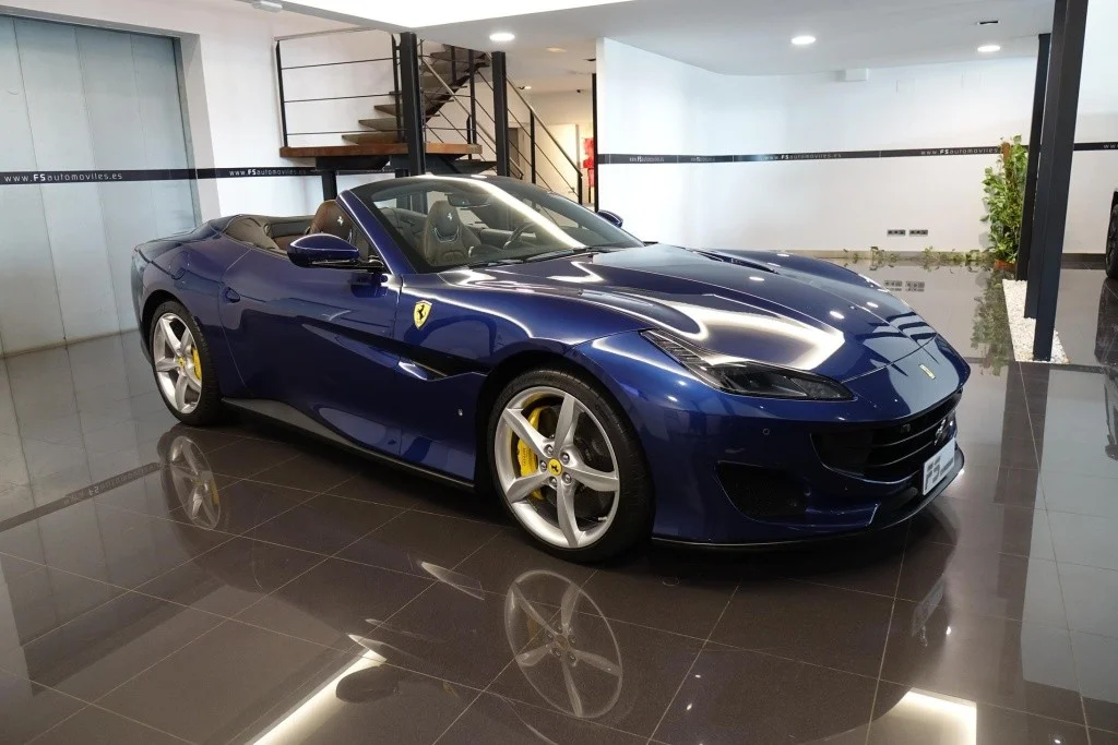 FERRARI Portofino Portofino
