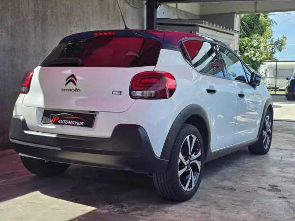 Citroën C3 2023 1.2 PureTech Shine